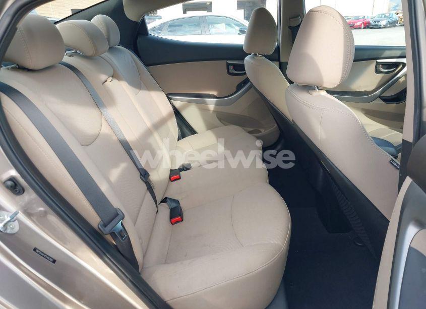 Photo 8 of 2014 Hyundai Elantra SE (VIN 5NPDH4AE4EH492862)