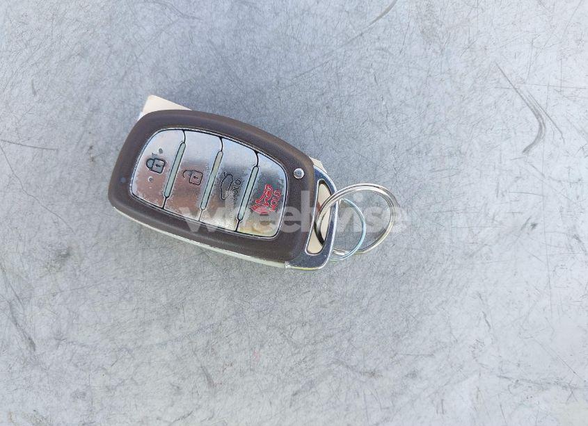 Photo 11 of 2014 Hyundai Elantra LIMITED (VIN 5NPDH4AE4EH506971)