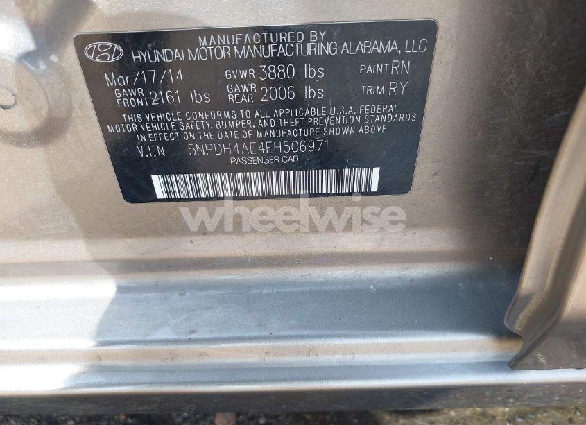 Photo 9 of 2014 Hyundai Elantra LIMITED (VIN 5NPDH4AE4EH506971)