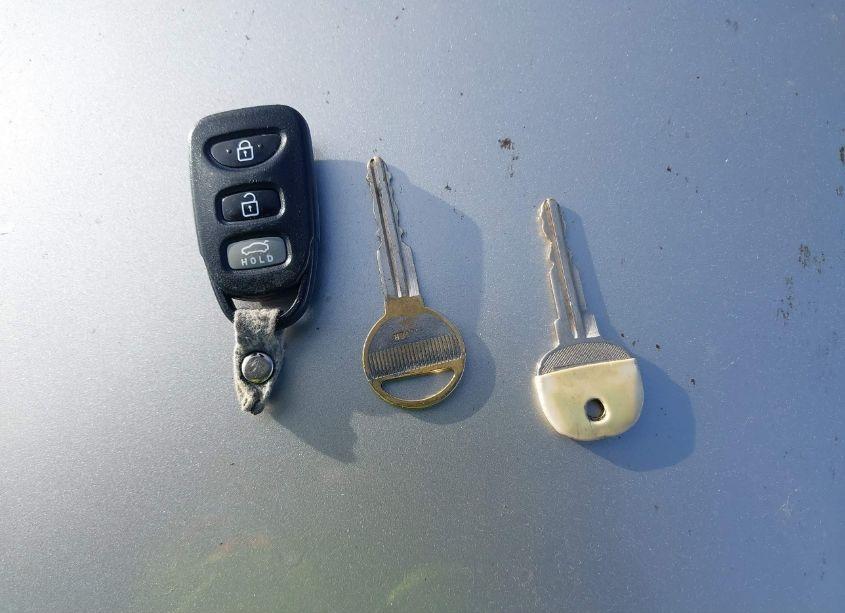 Photo 11 of 2014 Hyundai Elantra LIMITED (VIN 5NPDH4AE4EH508798)