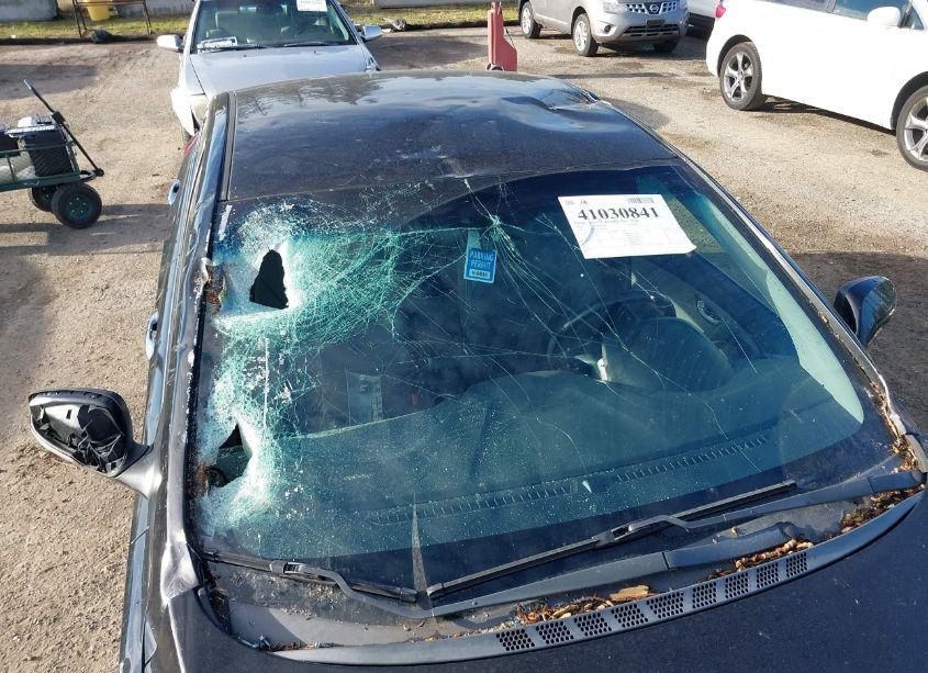 Photo 6 of 2014 Hyundai Elantra LIMITED (VIN 5NPDH4AE4EH508798)