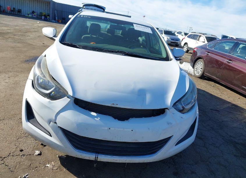 Photo 12 of 2014 Hyundai Elantra SE (VIN 5NPDH4AE4EH511734)