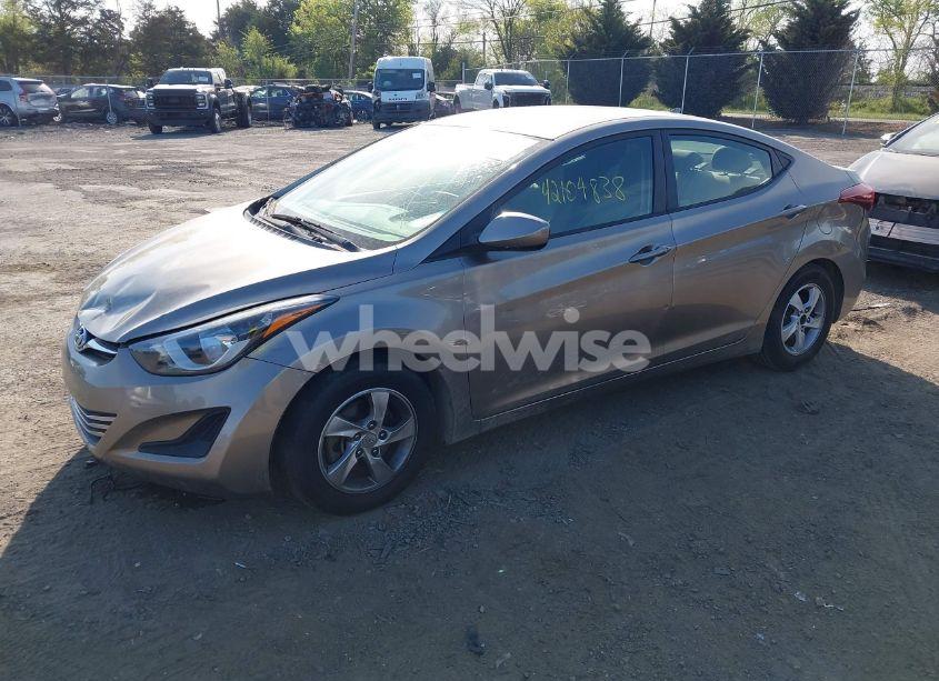 Photo 2 of 2014 Hyundai Elantra SE (VIN 5NPDH4AE4EH522782)