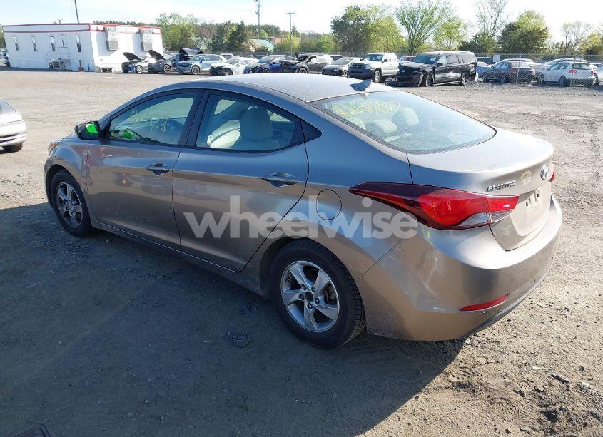 Photo 3 of 2014 Hyundai Elantra SE (VIN 5NPDH4AE4EH522782)
