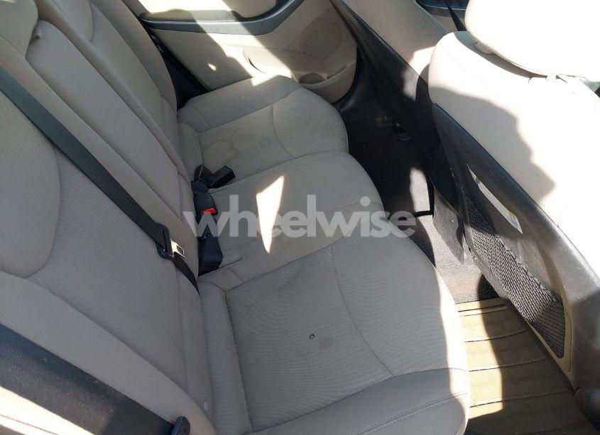 Photo 8 of 2014 Hyundai Elantra SE (VIN 5NPDH4AE4EH522782)