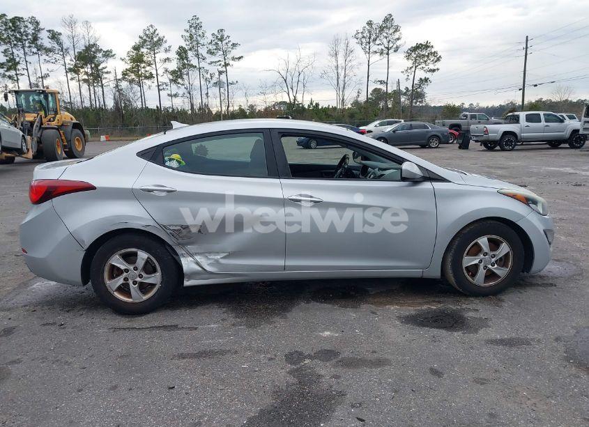 Photo 14 of 2014 Hyundai Elantra SE (VIN 5NPDH4AE4EH528176)