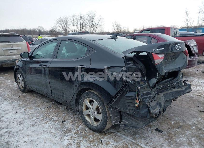 Photo 3 of 2014 Hyundai Elantra SE (VIN 5NPDH4AE4EH532535)