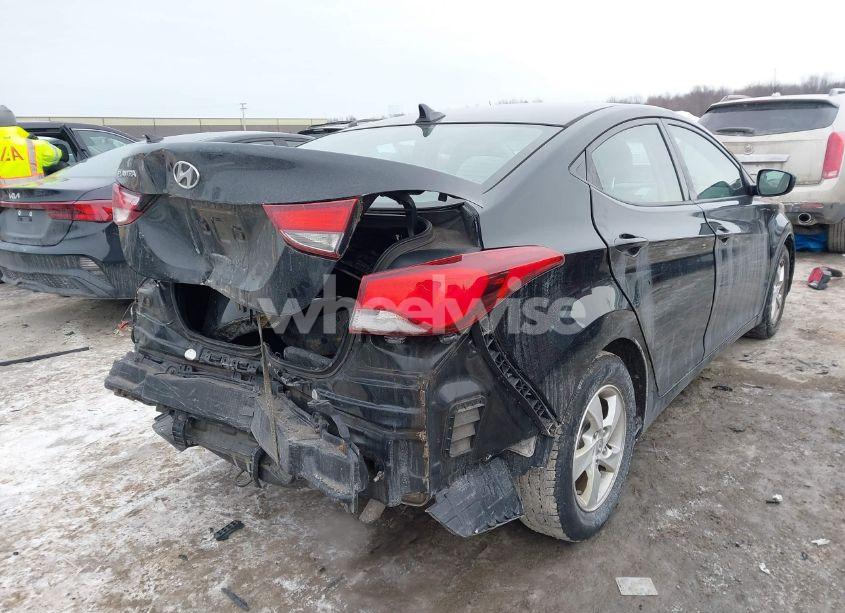 Photo 4 of 2014 Hyundai Elantra SE (VIN 5NPDH4AE4EH532535)