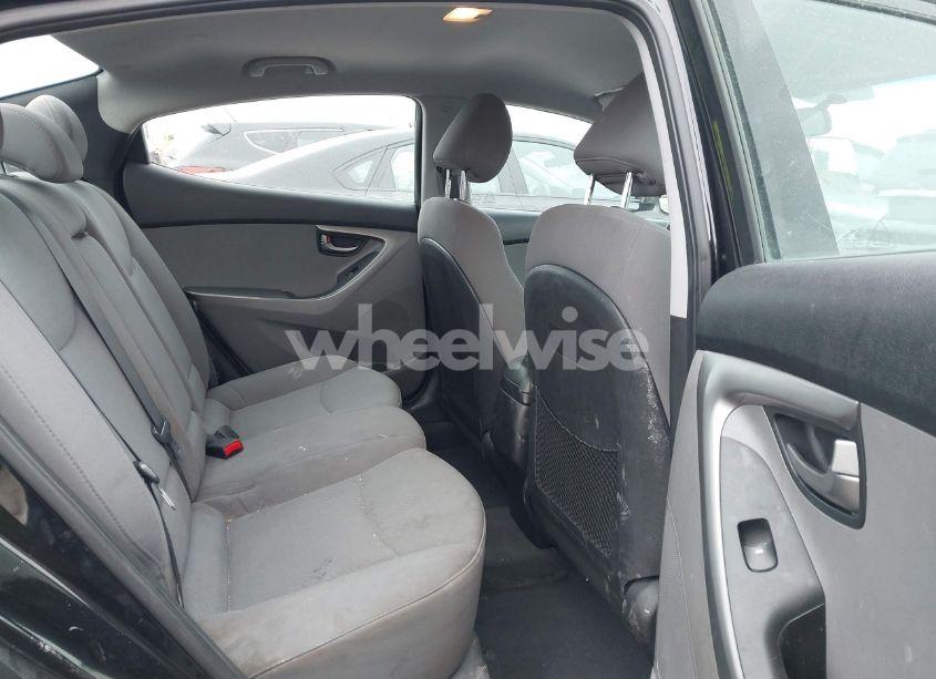 Photo 8 of 2014 Hyundai Elantra SE (VIN 5NPDH4AE4EH532535)