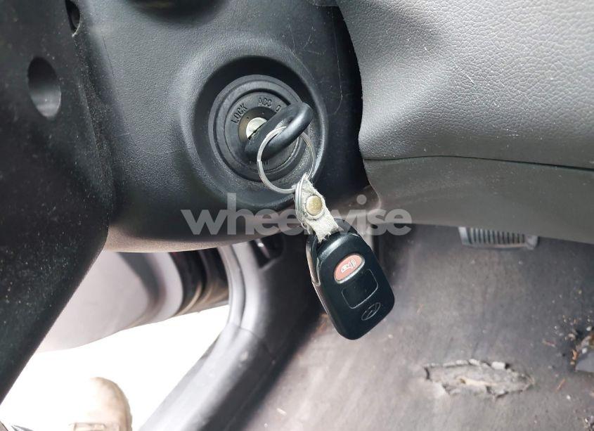 Photo 11 of 2014 Hyundai Elantra SE (VIN 5NPDH4AE4EH536830)