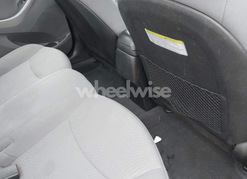 Photo 12 of 2014 Hyundai Elantra SE (VIN 5NPDH4AE4EH536830)