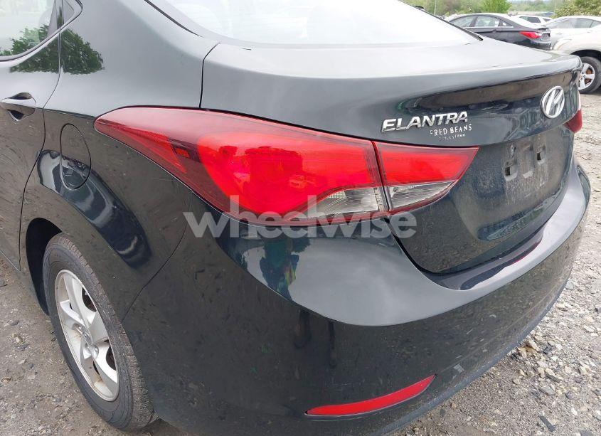 Photo 15 of 2014 Hyundai Elantra SE (VIN 5NPDH4AE4EH536830)