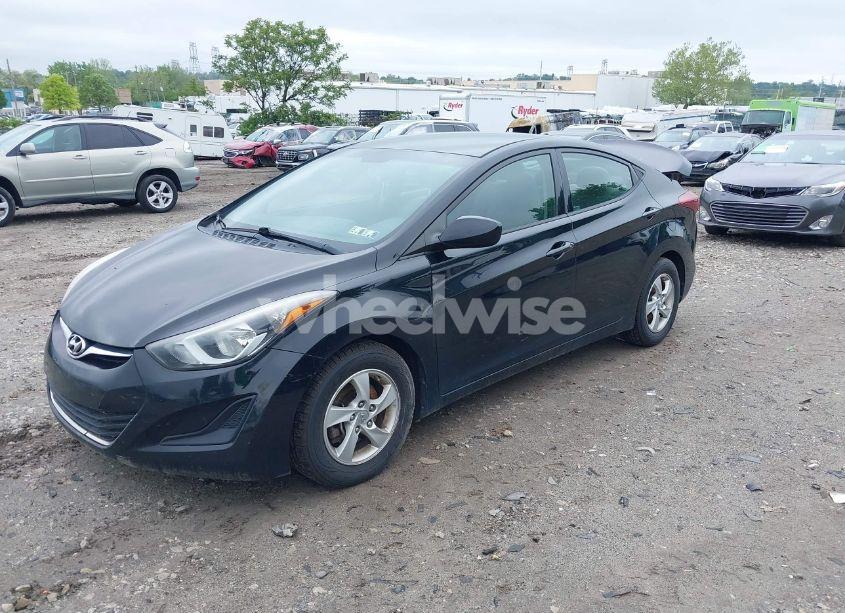 Photo 2 of 2014 Hyundai Elantra SE (VIN 5NPDH4AE4EH536830)