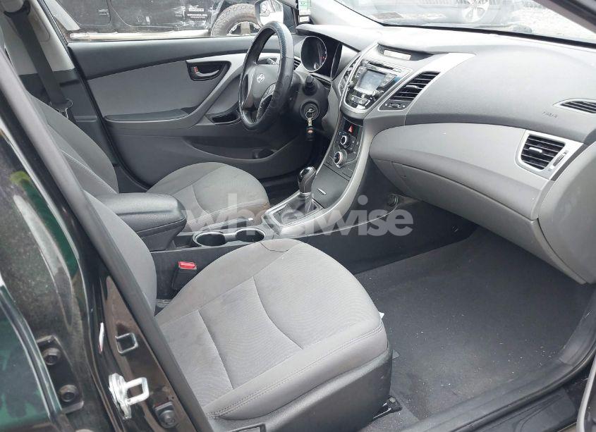 Photo 5 of 2014 Hyundai Elantra SE (VIN 5NPDH4AE4EH536830)