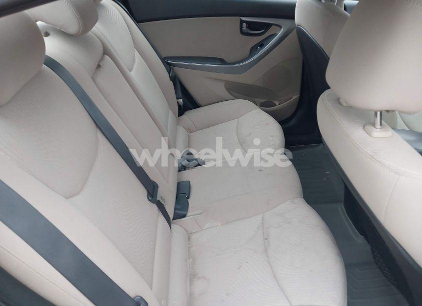 Photo 8 of 2014 Hyundai Elantra SE (VIN 5NPDH4AE4EH541185)