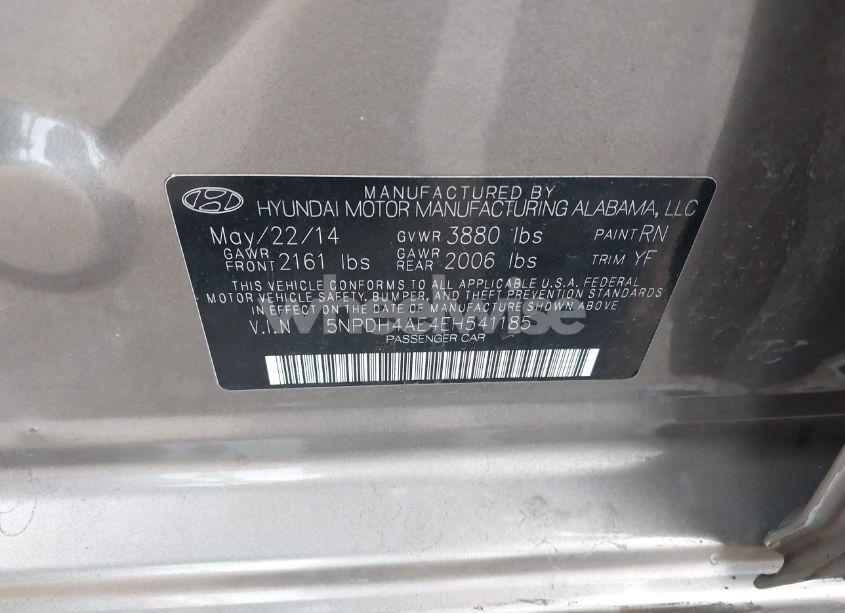 Photo 9 of 2014 Hyundai Elantra SE (VIN 5NPDH4AE4EH541185)