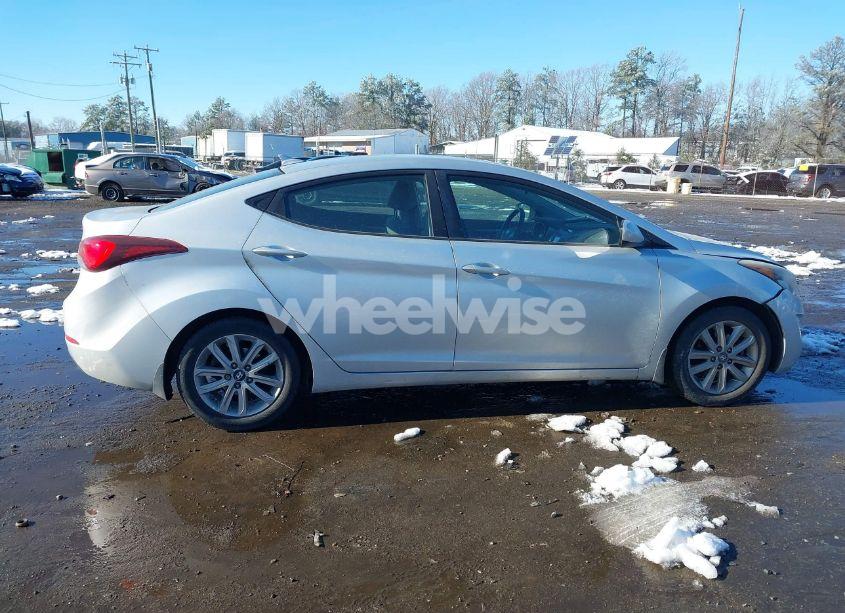 Photo 13 of 2015 Hyundai Elantra SE (VIN 5NPDH4AE4FH548753)