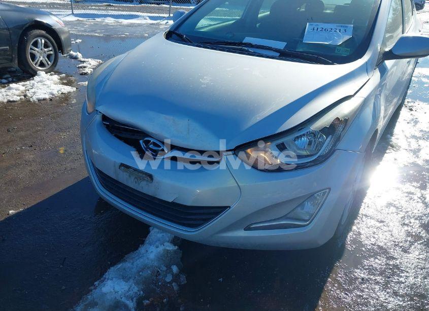 Photo 6 of 2015 Hyundai Elantra SE (VIN 5NPDH4AE4FH548753)
