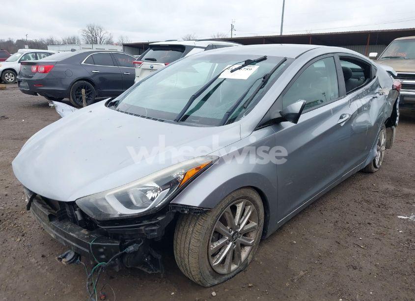 Photo 2 of 2015 Hyundai Elantra SE (VIN 5NPDH4AE4FH549322)