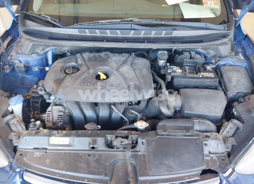 Photo 10 of 2015 Hyundai Elantra SE (VIN 5NPDH4AE4FH551149)