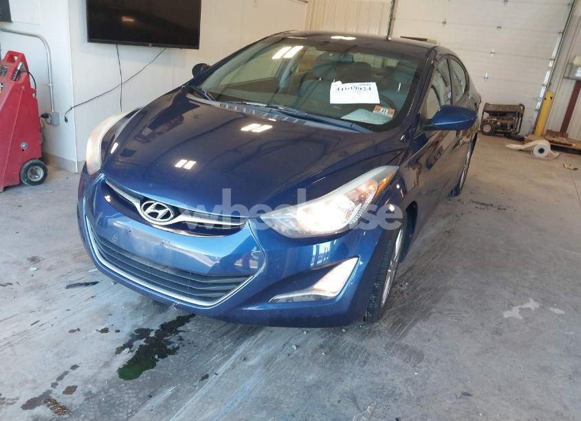 Photo 2 of 2015 Hyundai Elantra SE (VIN 5NPDH4AE4FH551149)