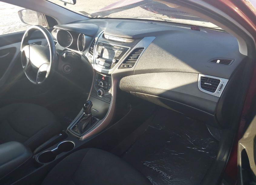 Photo 5 of 2015 Hyundai Elantra SE (VIN 5NPDH4AE4FH553886)