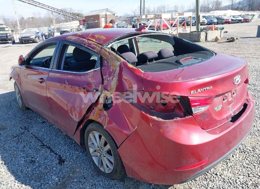 Photo 3 of 2015 Hyundai Elantra SE (VIN 5NPDH4AE4FH561292)