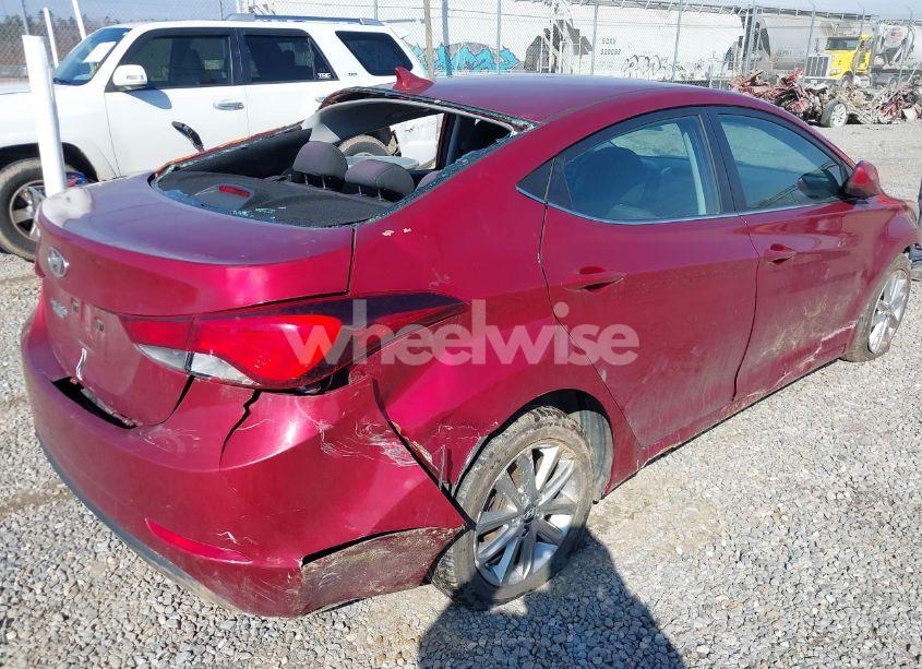Photo 4 of 2015 Hyundai Elantra SE (VIN 5NPDH4AE4FH561292)