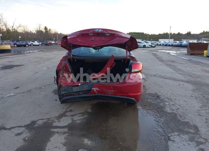 Photo 16 of 2015 Hyundai Elantra SE (VIN 5NPDH4AE4FH570963)