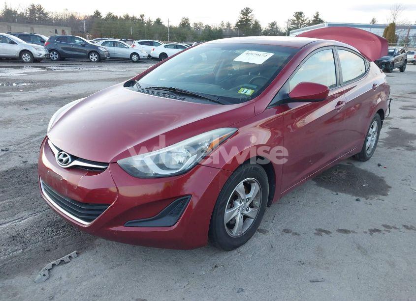 Photo 2 of 2015 Hyundai Elantra SE (VIN 5NPDH4AE4FH570963)