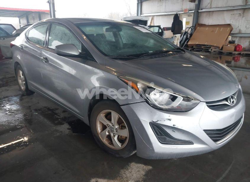 2015 Hyundai Elantra SE (VIN 5NPDH4AE4FH588007) main photo