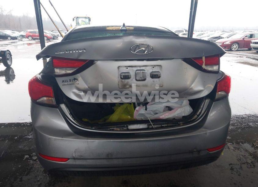 Photo 16 of 2015 Hyundai Elantra SE (VIN 5NPDH4AE4FH588007)