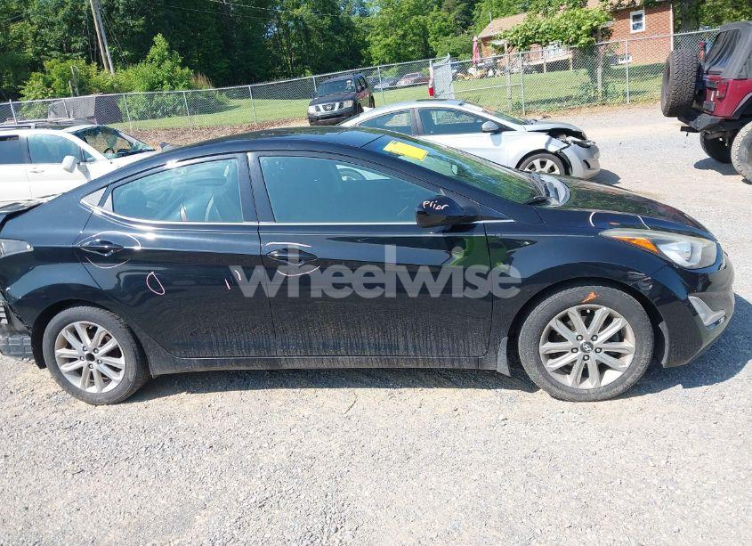 Photo 14 of 2015 Hyundai Elantra SE (VIN 5NPDH4AE4FH589139)