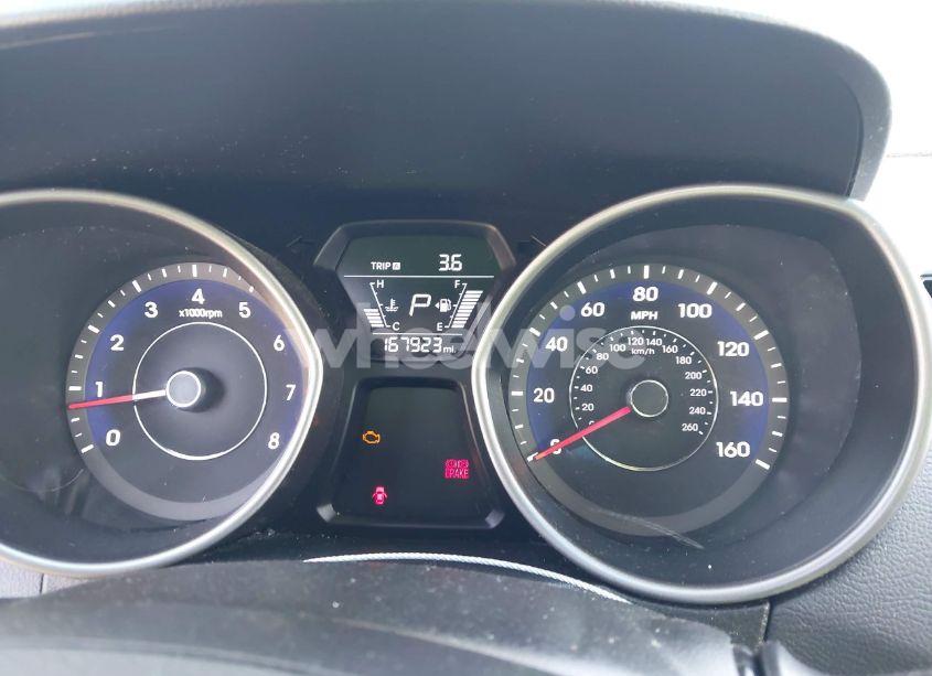 Photo 16 of 2015 Hyundai Elantra SE (VIN 5NPDH4AE4FH589139)