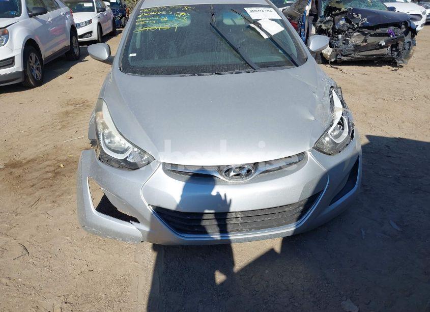 Photo 12 of 2015 Hyundai Elantra SE (VIN 5NPDH4AE4FH590159)