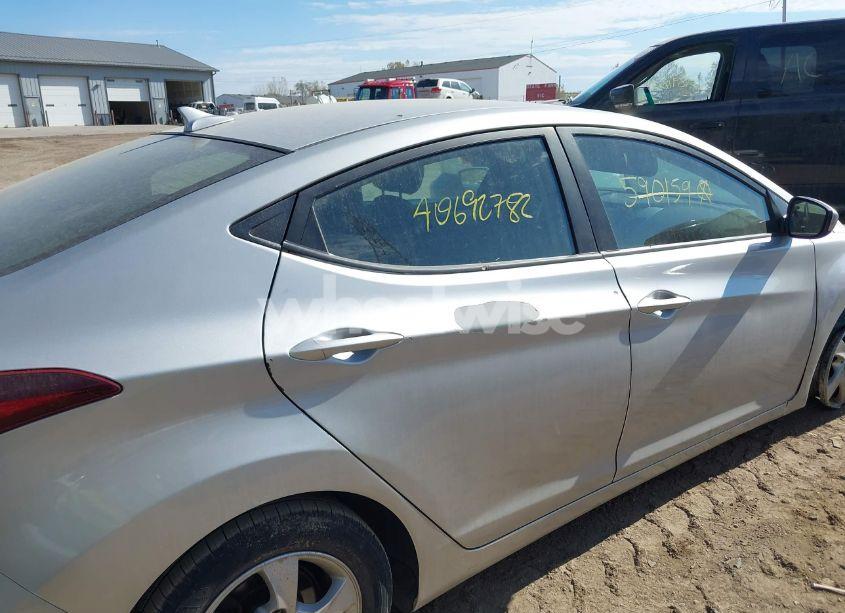 Photo 13 of 2015 Hyundai Elantra SE (VIN 5NPDH4AE4FH590159)