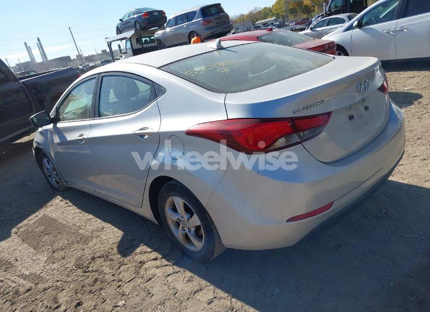 Photo 3 of 2015 Hyundai Elantra SE (VIN 5NPDH4AE4FH590159)