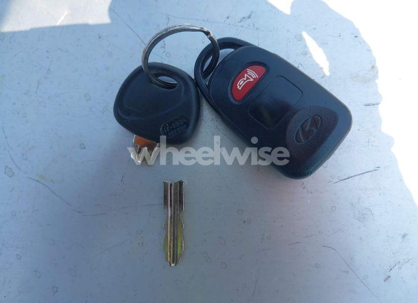 Photo 11 of 2015 Hyundai Elantra SE (VIN 5NPDH4AE4FH598584)