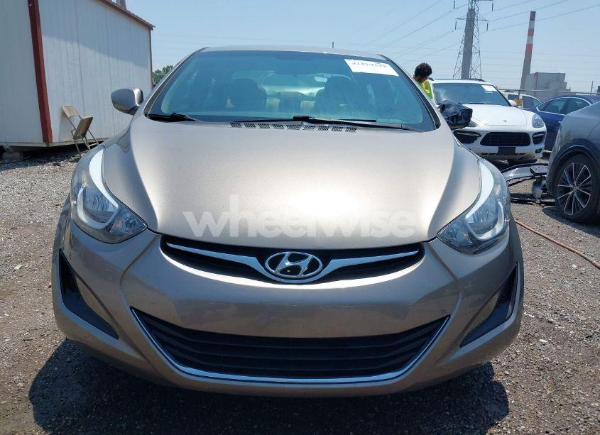 Photo 12 of 2015 Hyundai Elantra SE (VIN 5NPDH4AE4FH598584)