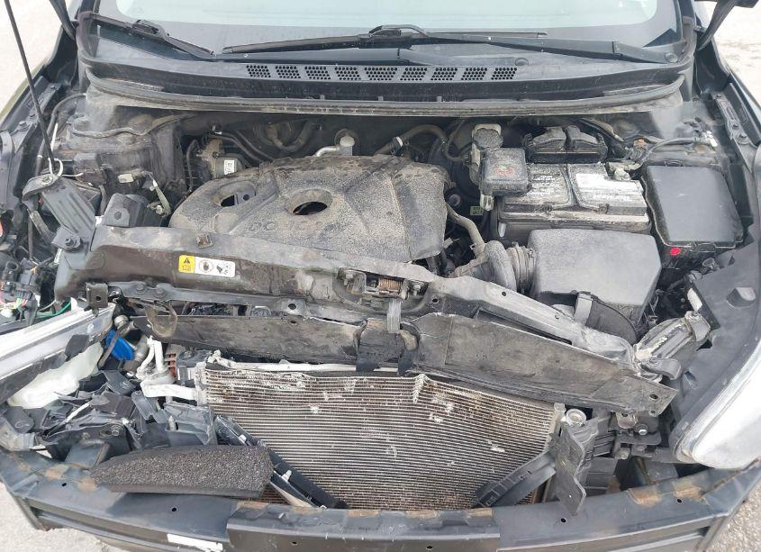 Photo 10 of 2015 Hyundai Elantra SE (VIN 5NPDH4AE4FH606408)