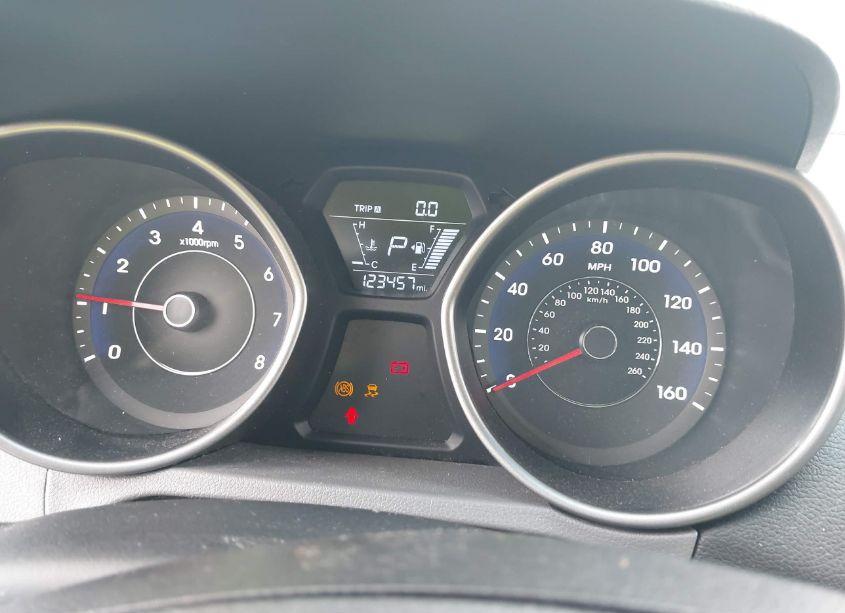 Photo 7 of 2015 Hyundai Elantra SE (VIN 5NPDH4AE4FH606408)