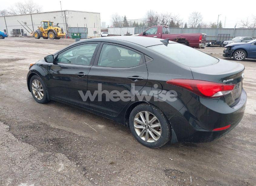 Photo 3 of 2015 Hyundai Elantra SE (VIN 5NPDH4AE4FH614914)