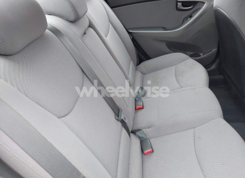Photo 8 of 2015 Hyundai Elantra SE (VIN 5NPDH4AE4FH614914)