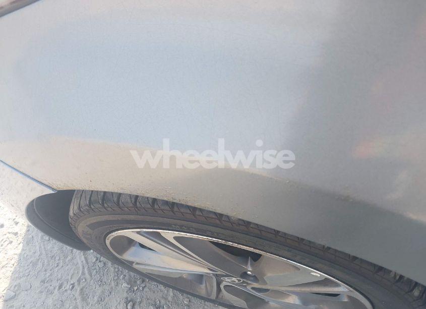 Photo 13 of 2015 Hyundai Elantra LIMITED (VIN 5NPDH4AE4FH620938)