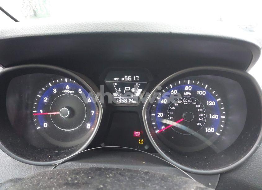 Photo 7 of 2015 Hyundai Elantra SE (VIN 5NPDH4AE4FH623175)