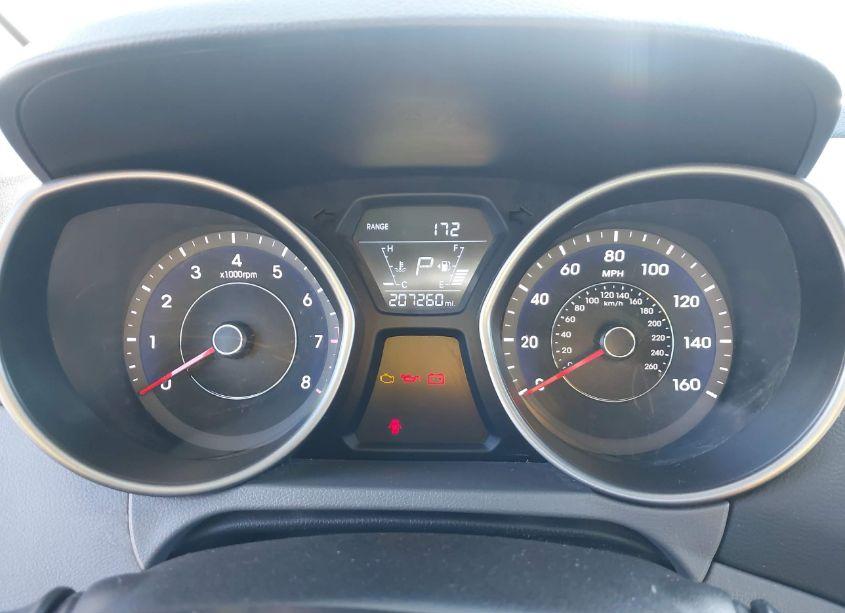 Photo 15 of 2015 Hyundai Elantra SE (VIN 5NPDH4AE4FH623628)