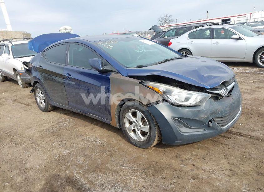 2015 Hyundai Elantra SE (VIN 5NPDH4AE4FH632992) main photo