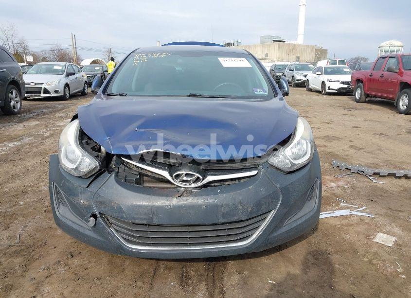 Photo 12 of 2015 Hyundai Elantra SE (VIN 5NPDH4AE4FH632992)