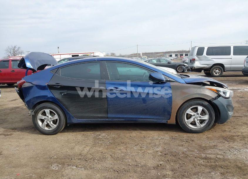 Photo 13 of 2015 Hyundai Elantra SE (VIN 5NPDH4AE4FH632992)