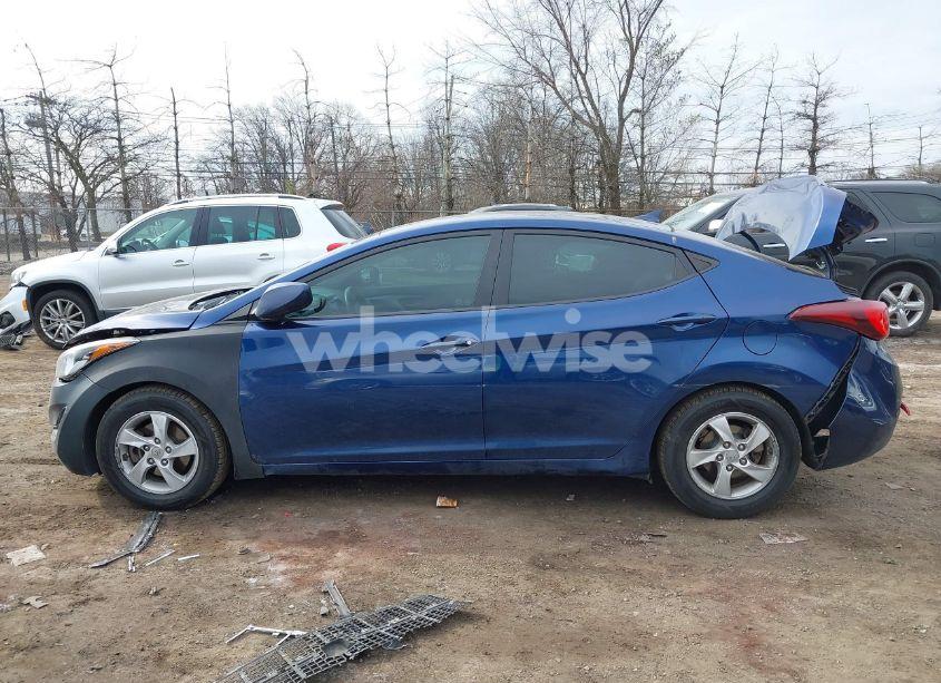 Photo 14 of 2015 Hyundai Elantra SE (VIN 5NPDH4AE4FH632992)